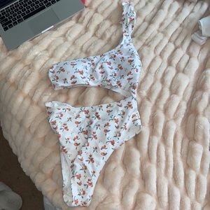 Abercrombie & Fitch Cutout white one piece with peaches